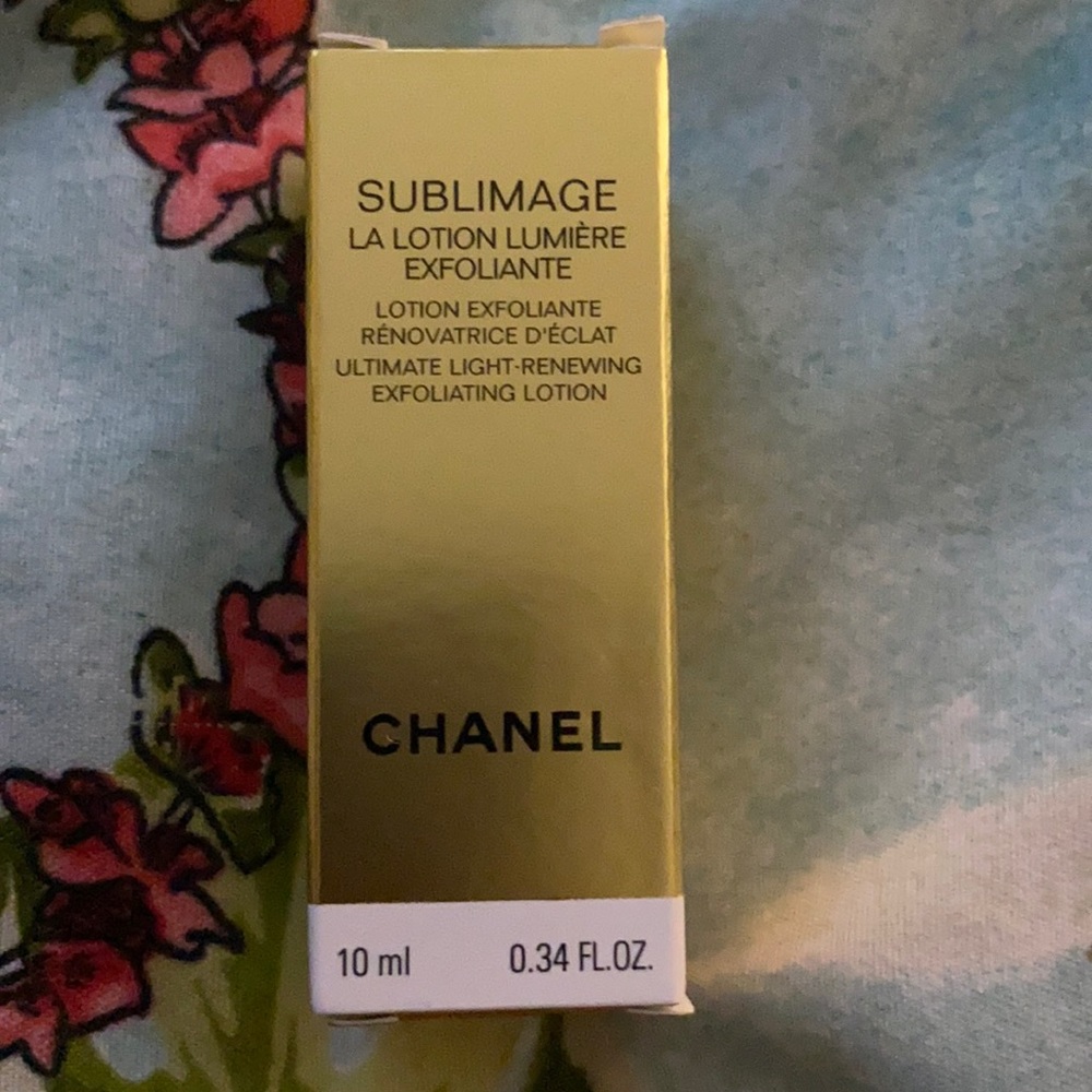 NEW NEVER USED CHANEL SUBLIMAGE